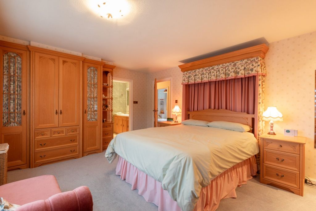 Additional image 21 of 4 bed bungalow for saleRue Charlotte, Fort George, St. Peter Port, Guernsey GY1