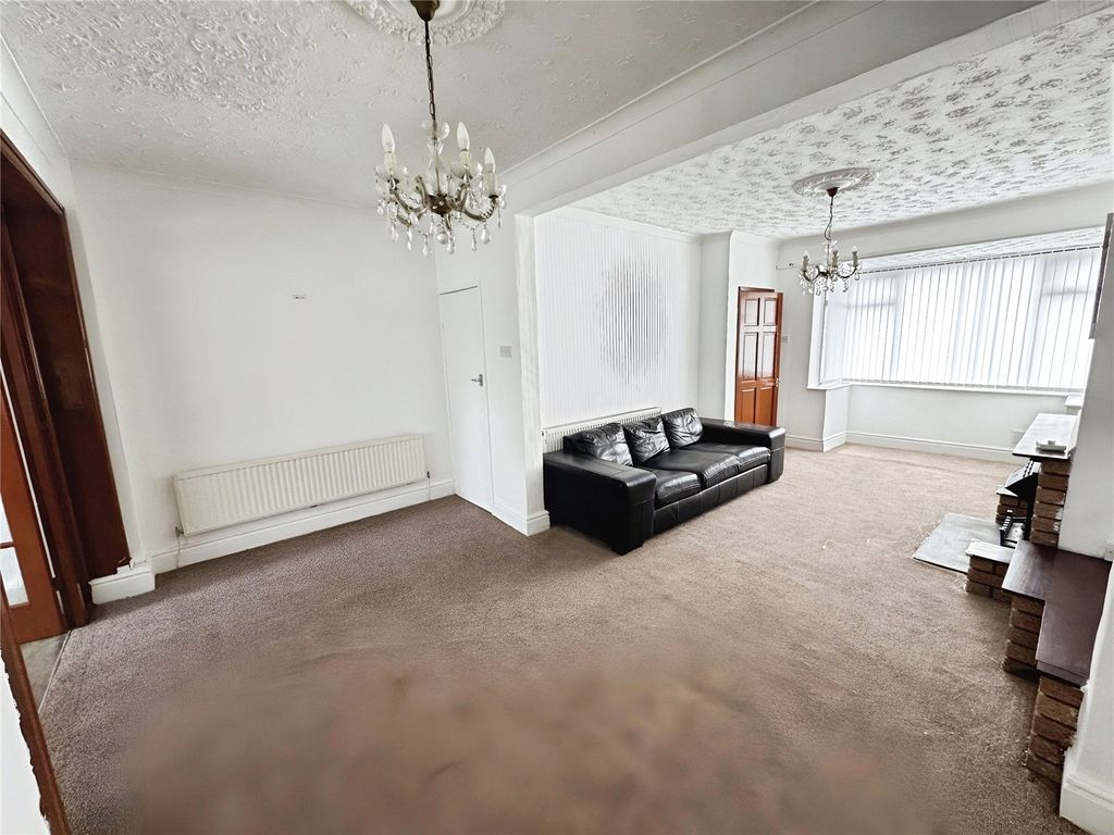 Property photo 3 of 10 Picture No. 07