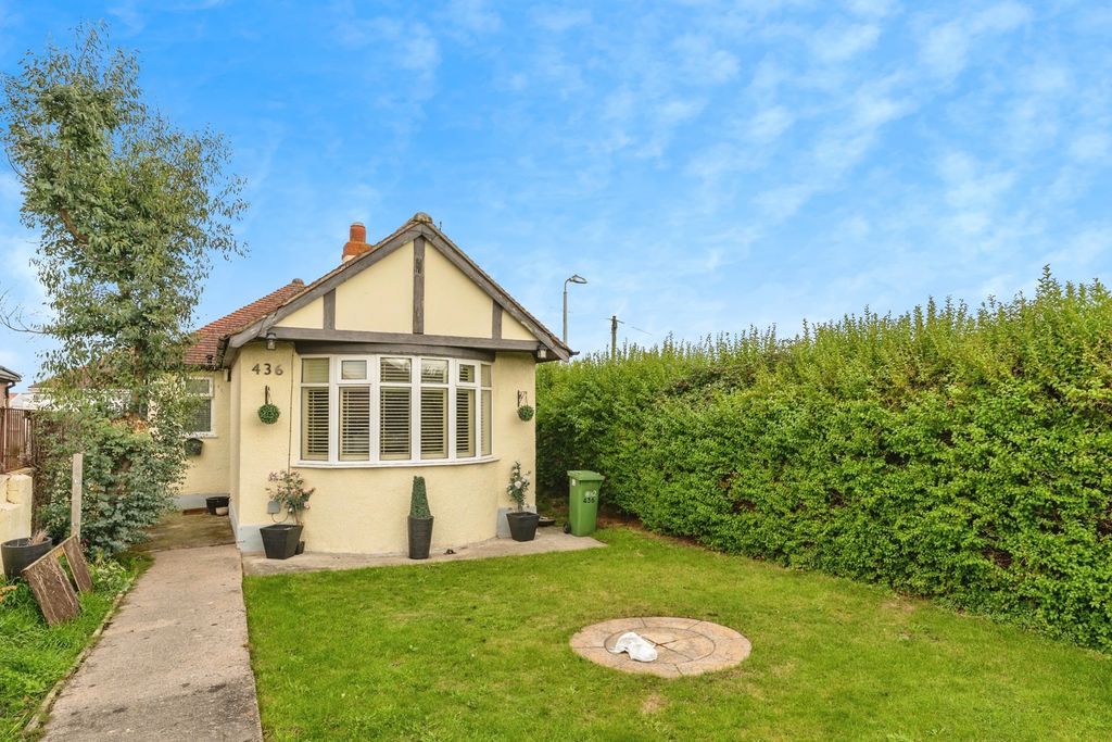 Property photo 1 of 14 Front