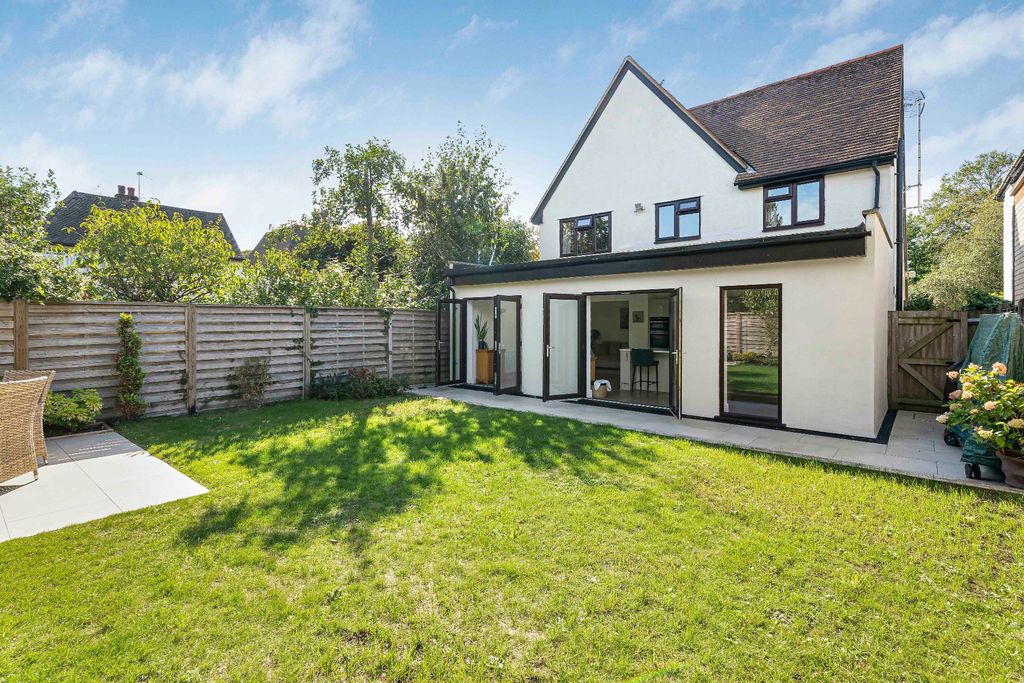 Property photo 2 of 23 Photograph 13