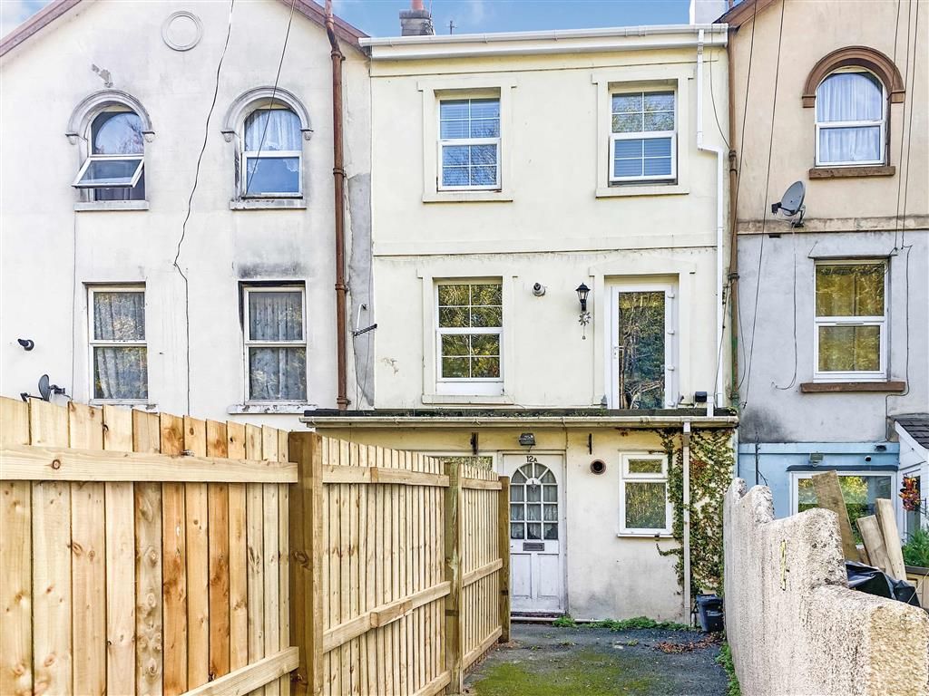 Property photo 1 of 5