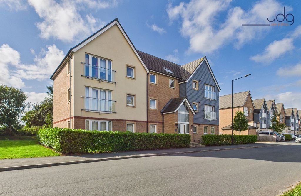 Property photo 1 of 11 Welcome To New Quay Road