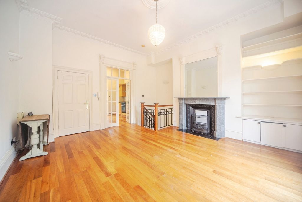 Property photo 2 of 15 Photo