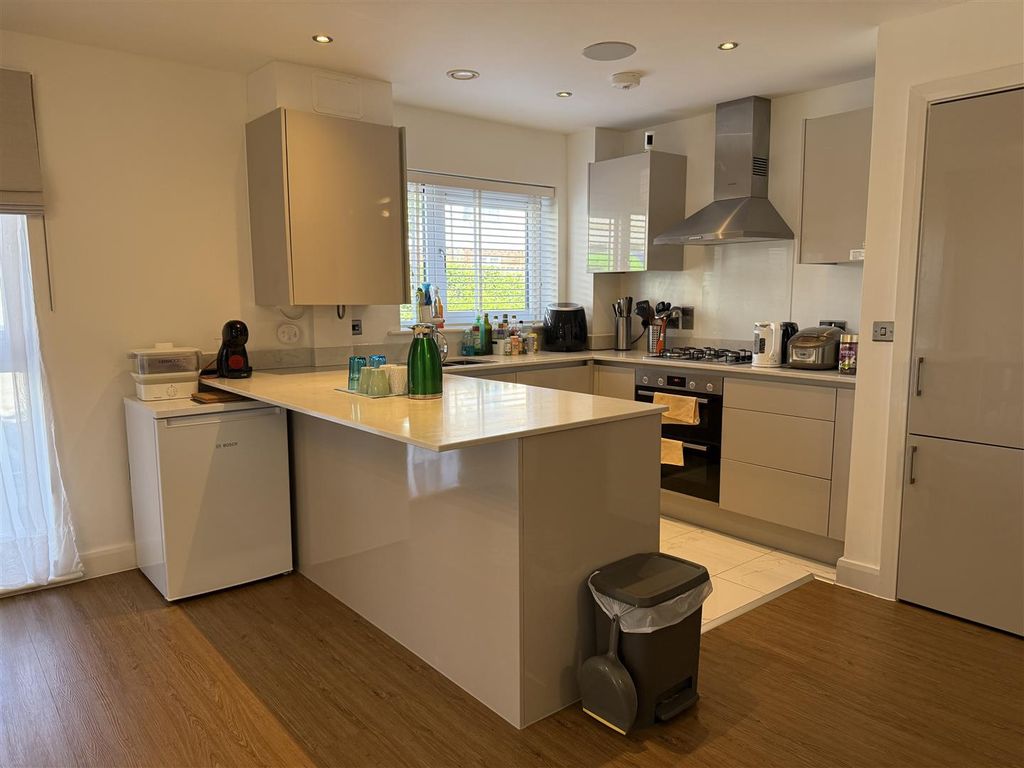 Property photo 2 of 8 Img_2797.Jpg