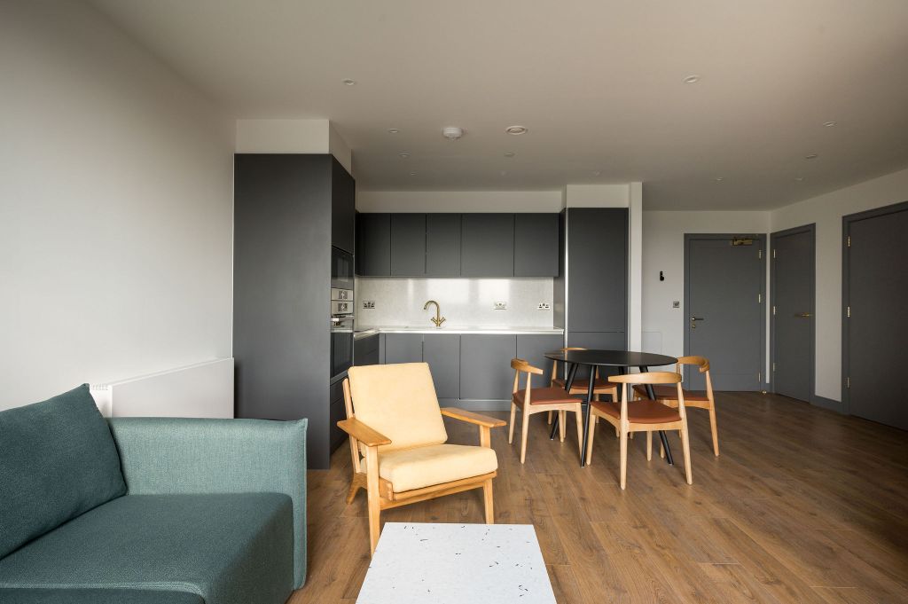 Property photo 3 of 20