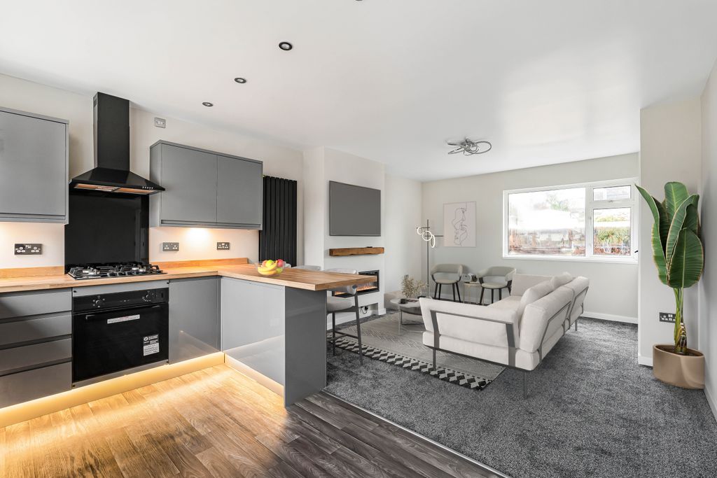 Property photo 2 of 29