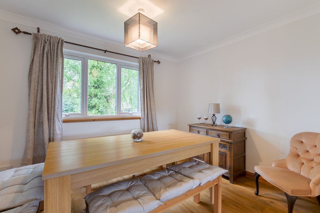 Property photo 3 of 15 Dining