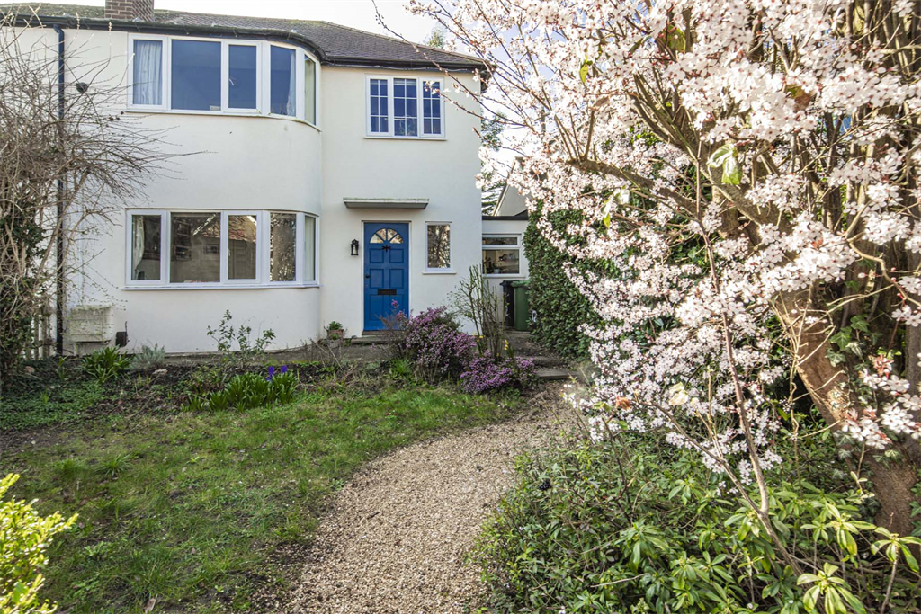 Property photo 1 of 13