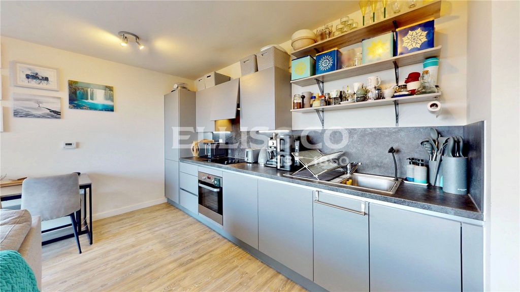 Property photo 2 of 14 Picture No. 04