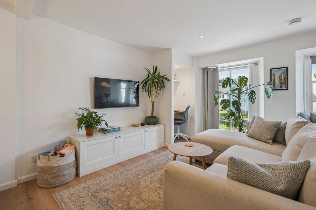 Additional image 5 of 2 bed maisonette for saleMillrow, Dunblane FK15
