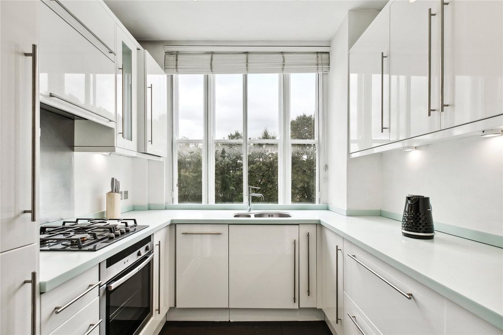 Property photo 3 of 7 Picture No. 15