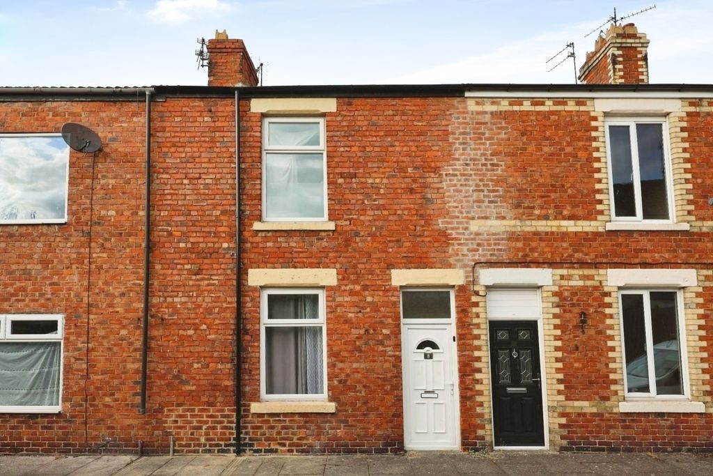 Property photo 1 of 8 Pbox-Img.Jpg