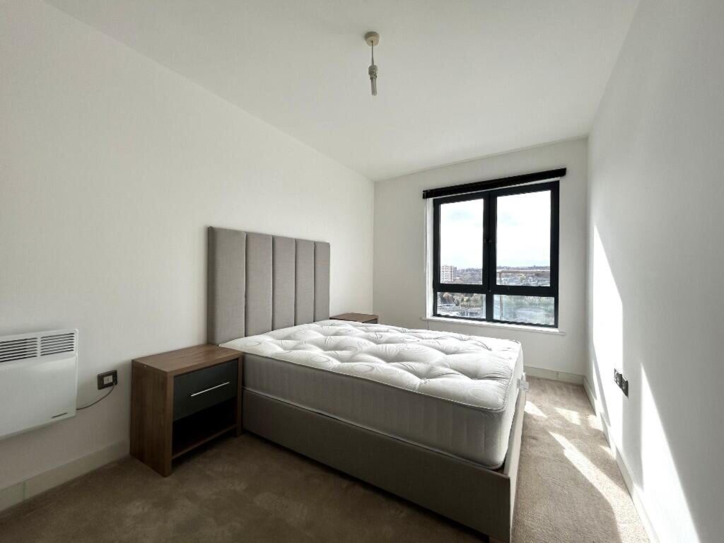 Property photo 3 of 10 Bedroom