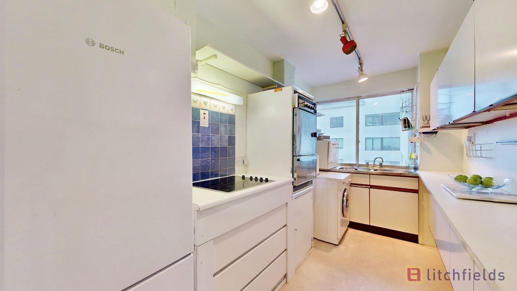 Property photo 3 of 24 Kitchen No Scaffold