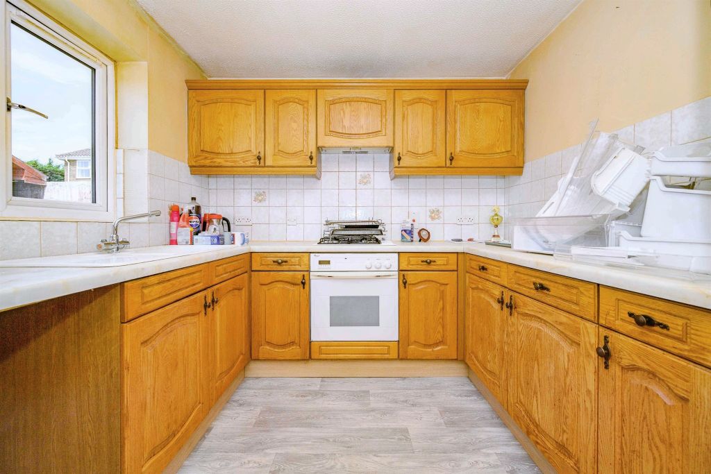 Property photo 3 of 18