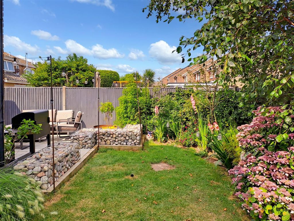 Property photo 2 of 15 Rear Garden