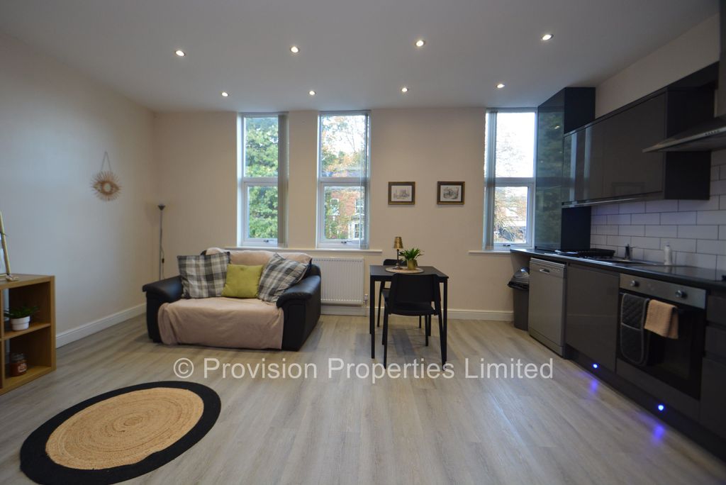 Property photo 2 of 11 Photo