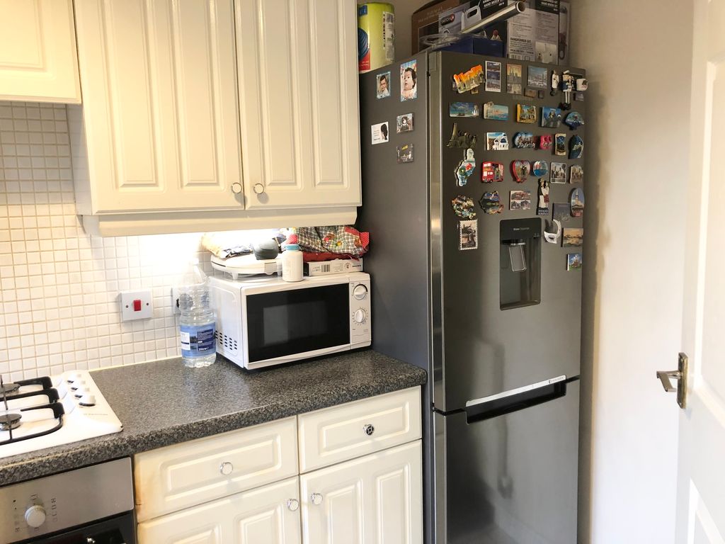 Property photo 2 of 6