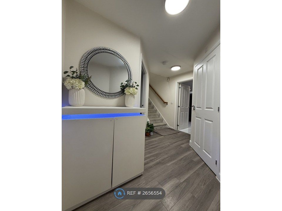 Property photo 2 of 29 Entrance