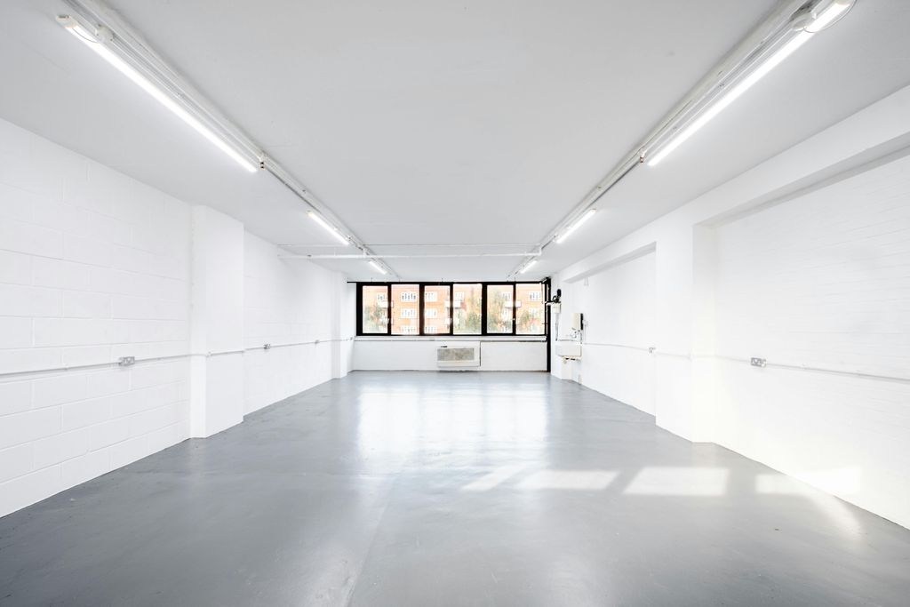 Property photo 1 of 9 Regent Studios 33B  Low Res 5.Jpg
