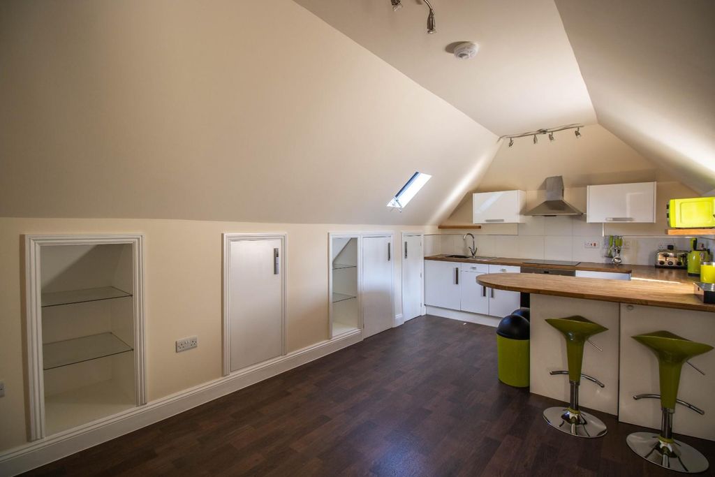 Property photo 3 of 9 Img_0870-2.Jpg