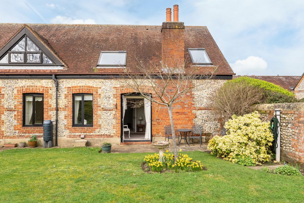 Property photo 1 of 13 Dsc00561