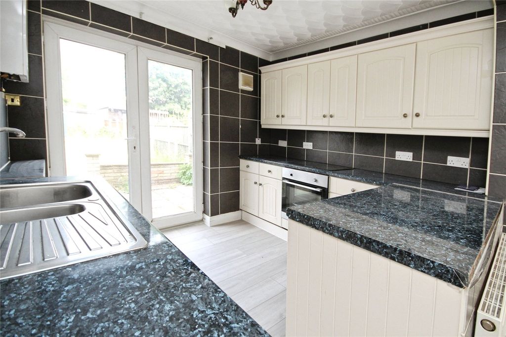 Property photo 2 of 9 Picture No. 04