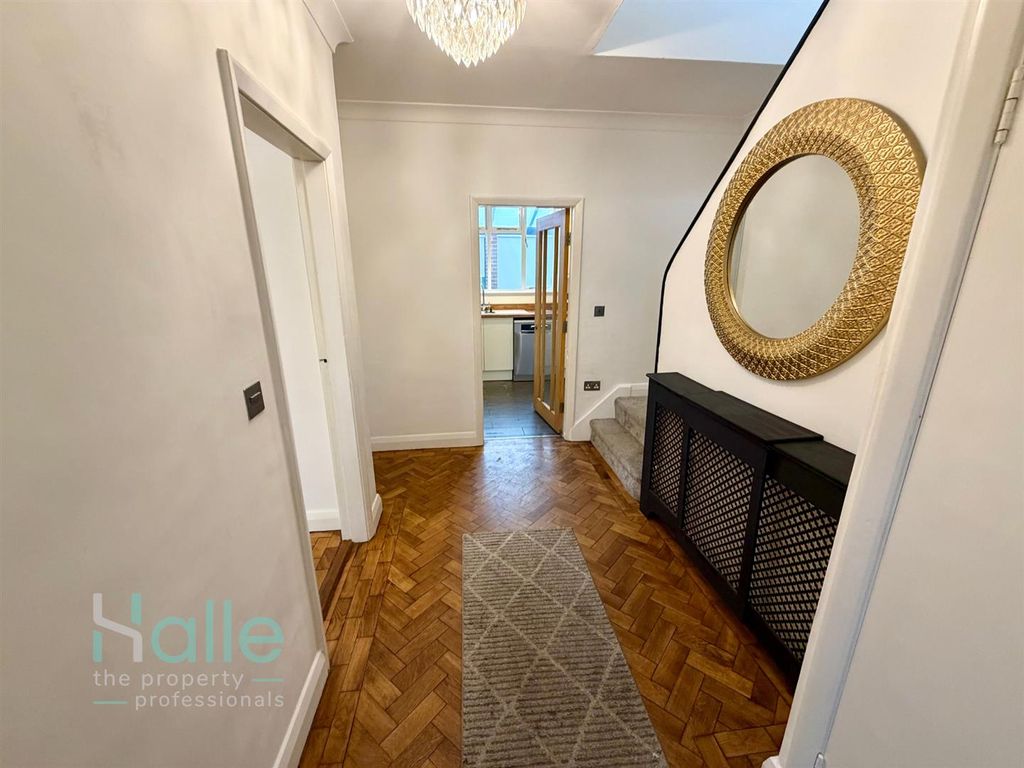 Property photo 3 of 46 Untitled Design - 32.Png