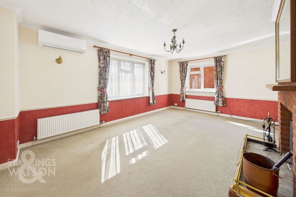 Property photo 3 of 24