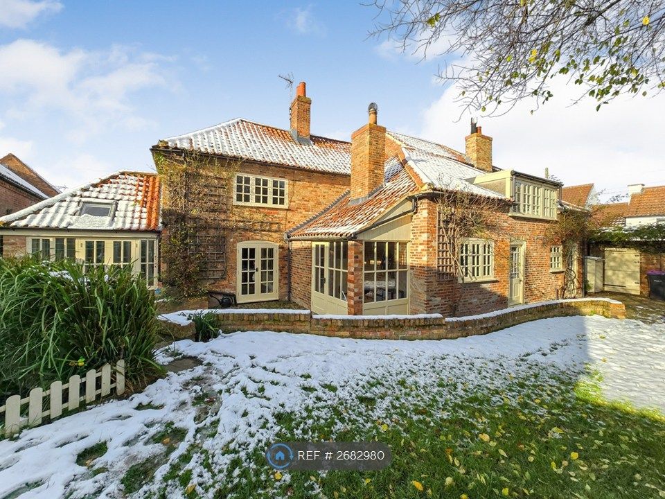 Property photo 1 of 33