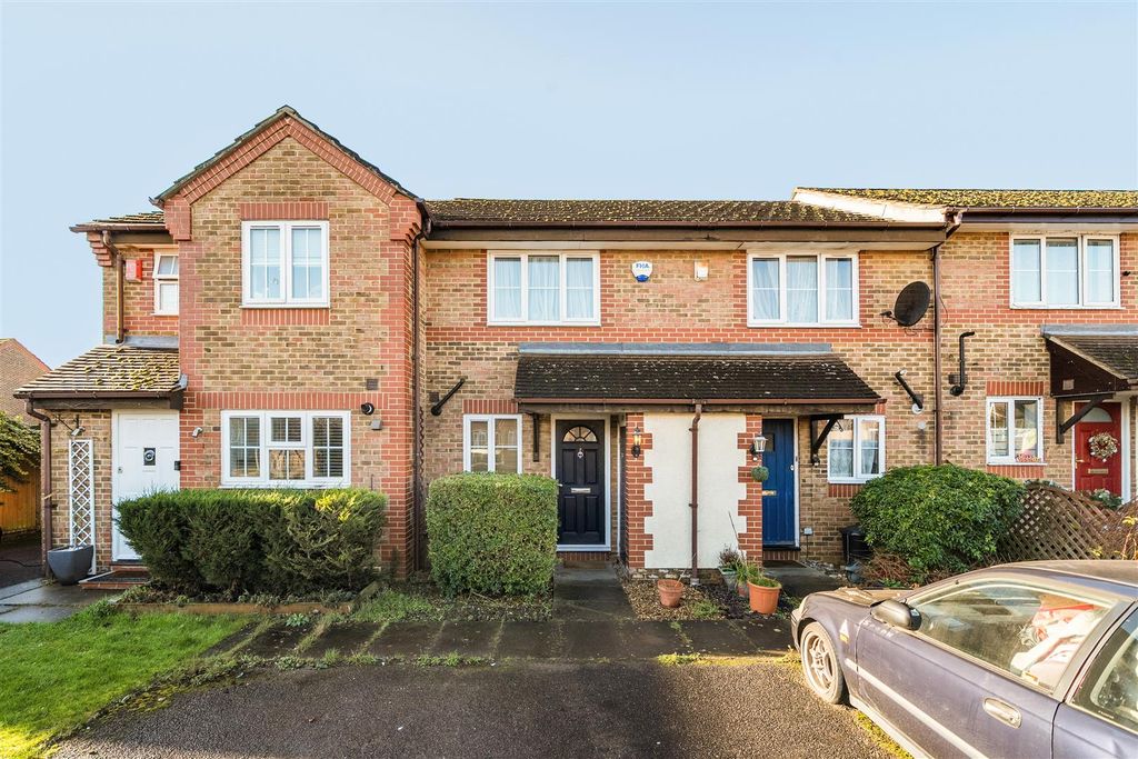 Property photo 1 of 18