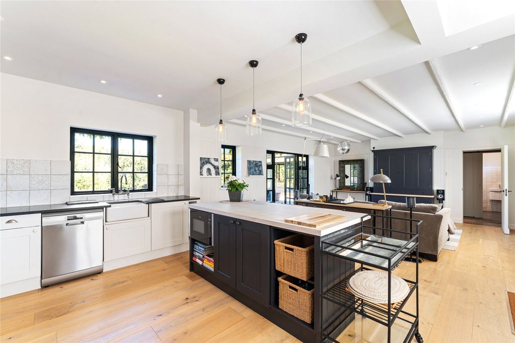 Additional image 30 of 6 bed detached house for saleAshendene Road, Bayford, Hertfordshire SG13