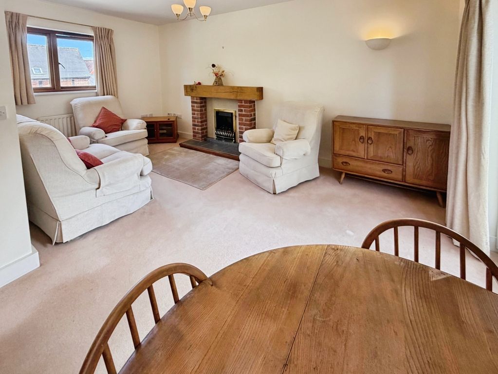 Property photo 3 of 12 Pbox-Img.Jpg