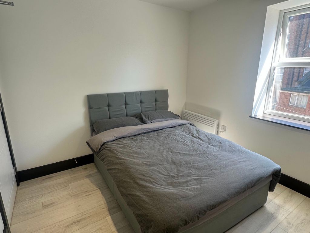 Property photo 2 of 6