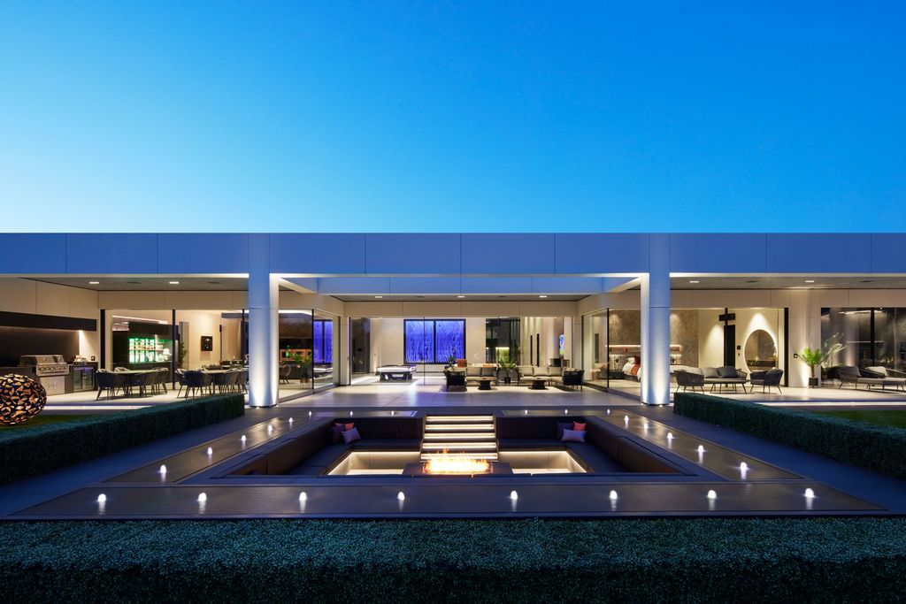 Property photo 2 of 42