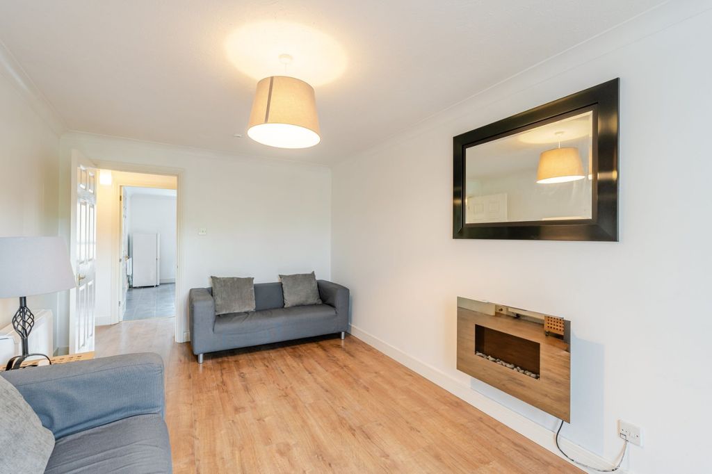 Property photo 3 of 15 Picture 3