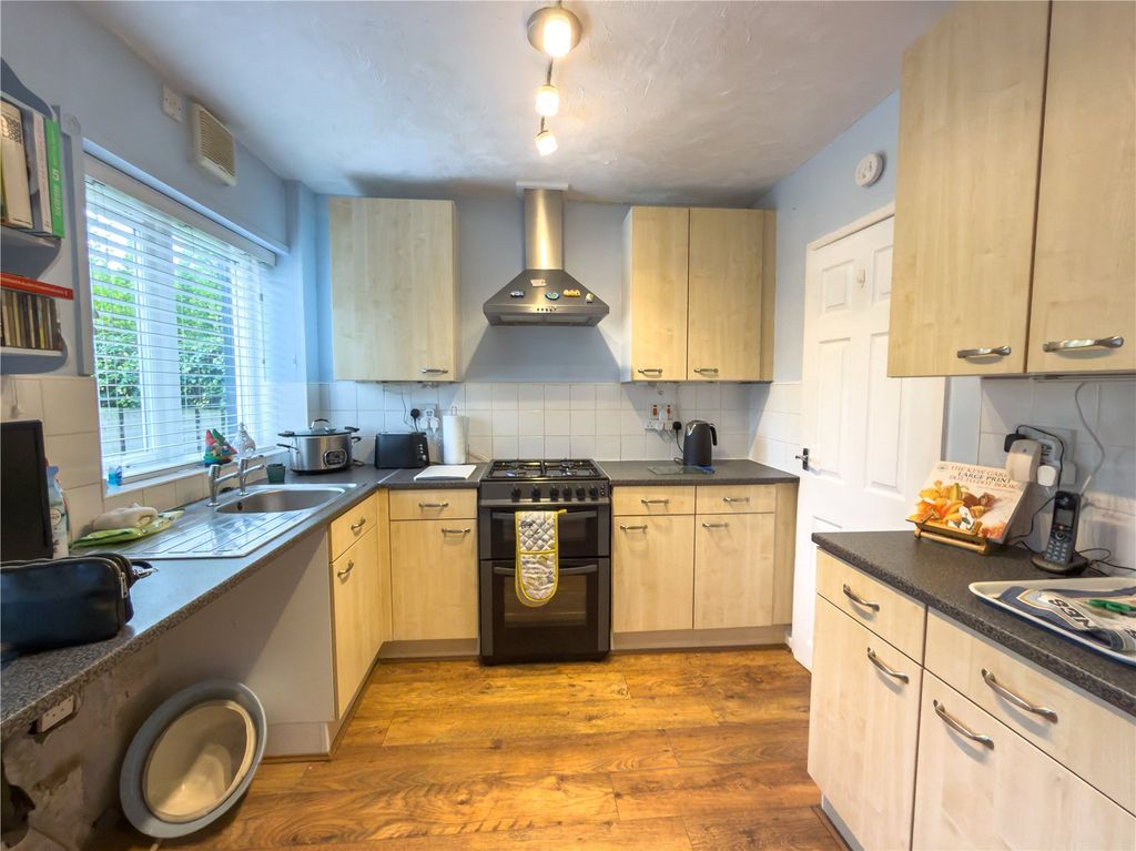 Property photo 2 of 11 Picture No. 04