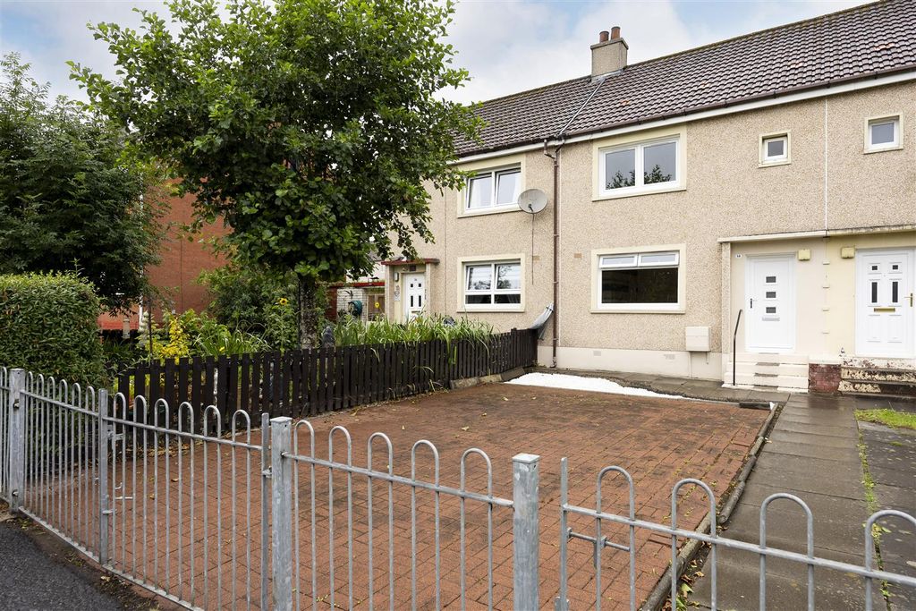 Property photo 1 of 14 01-14_Bridgeburn_Drive_Chryston_001.Jpg