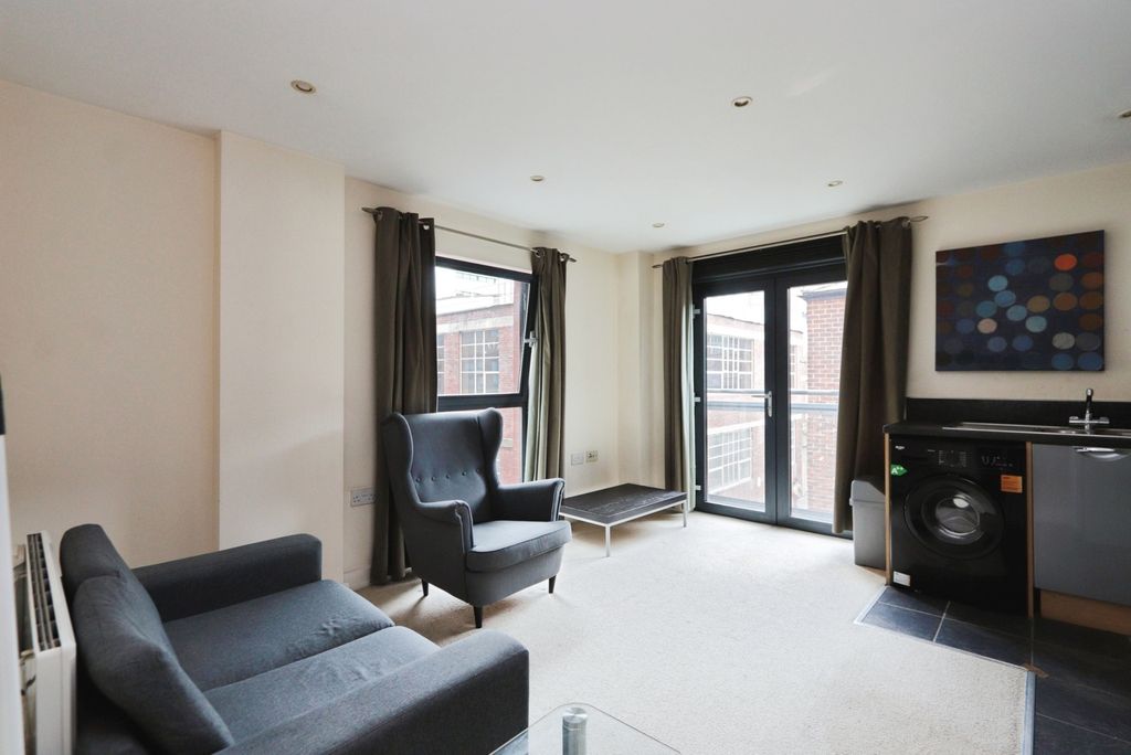 Property photo 2 of 11 Photo