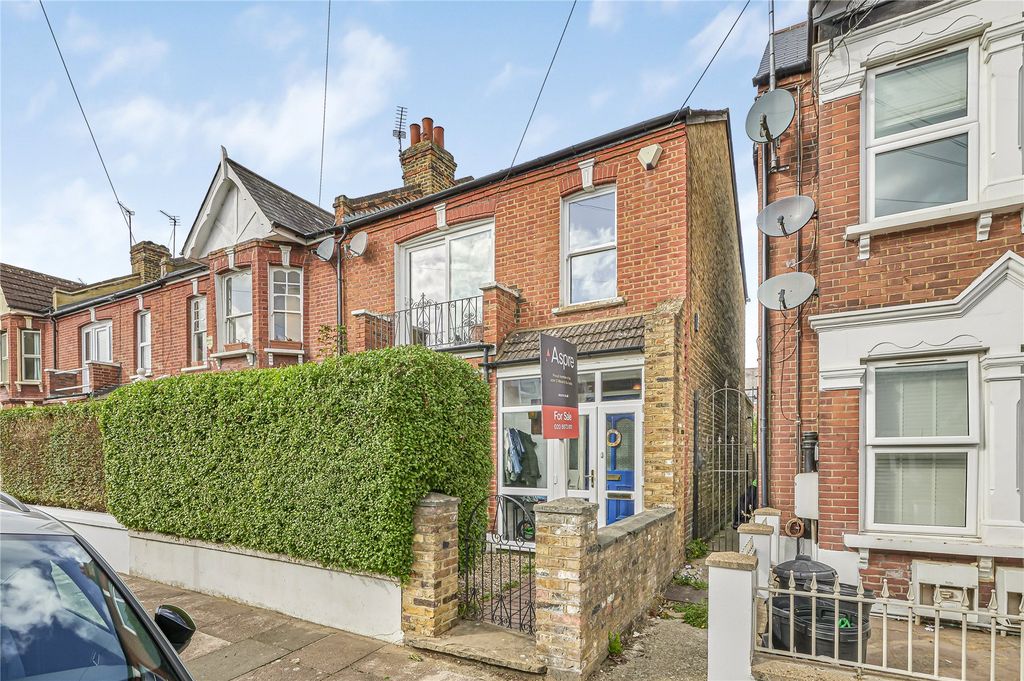 Property photo 1 of 18 Picture No. 04