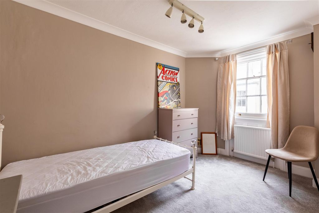 Additional image 19 of 5 bed detached house to rentLansdowne Square, Hove BN3