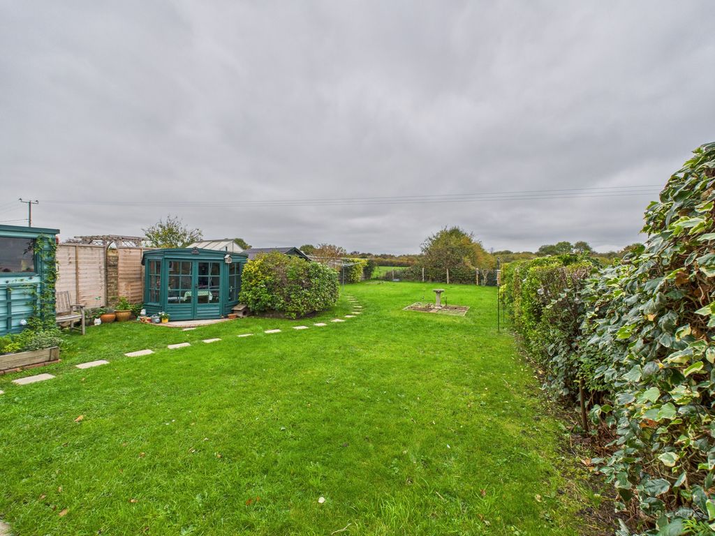 Property photo 3 of 14 Garden