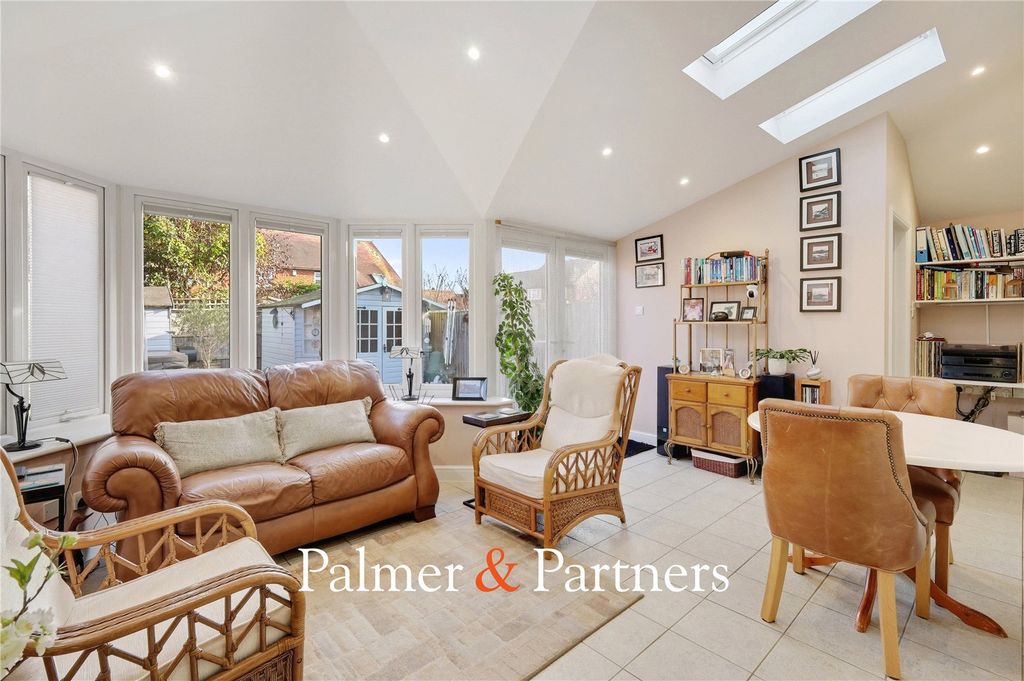 Property photo 1 of 28 Picture No. 17