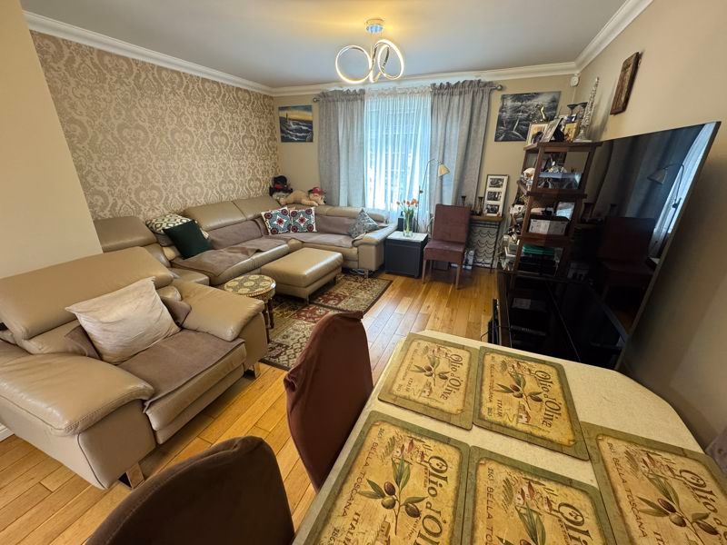 Property photo 3 of 27 Photo 13