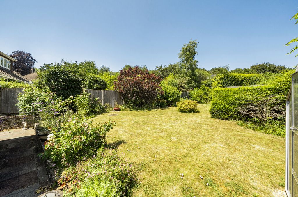 Property photo 2 of 21 1492809-12-6A4E46...