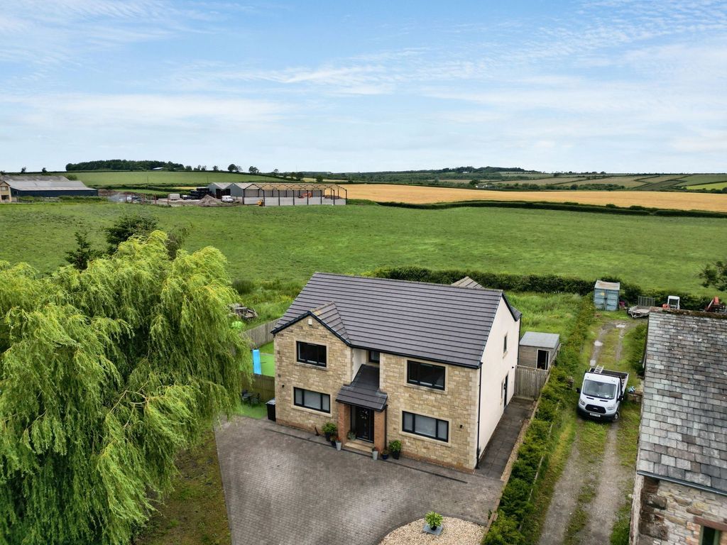 Property photo 1 of 33