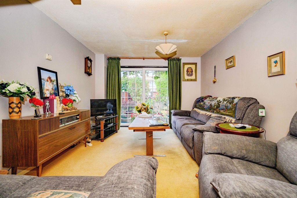 Property photo 3 of 15