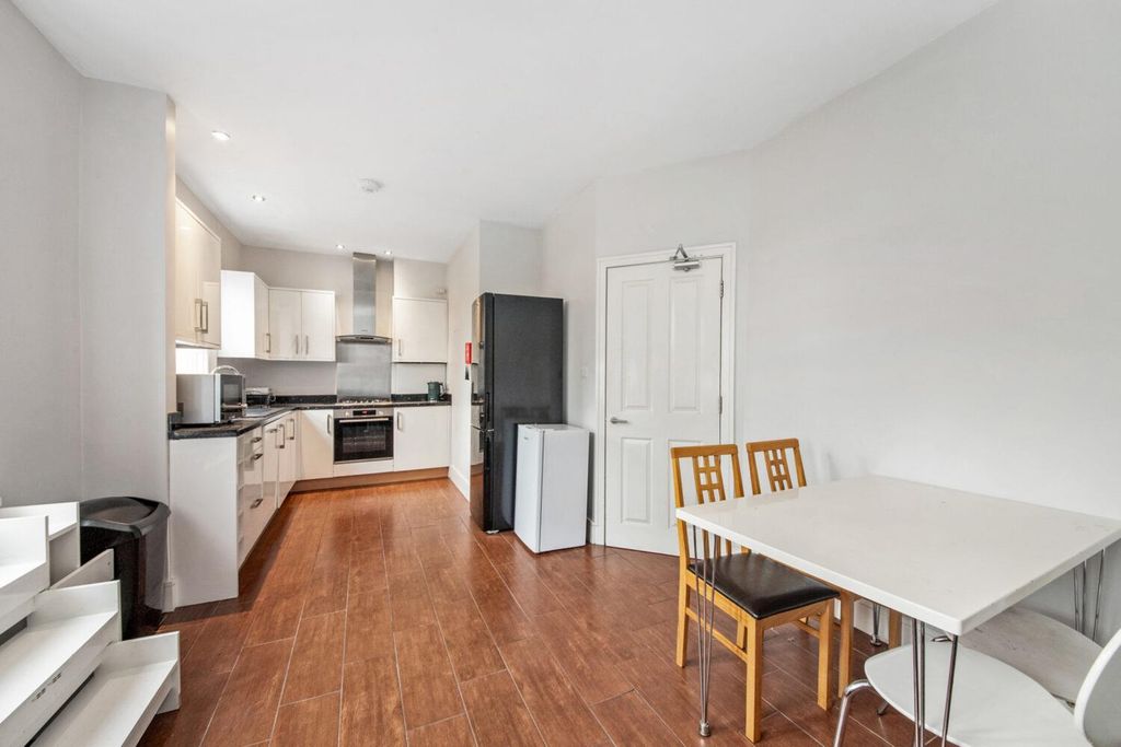 Property photo 3 of 14 Img_9432-1500x1000.Jpg