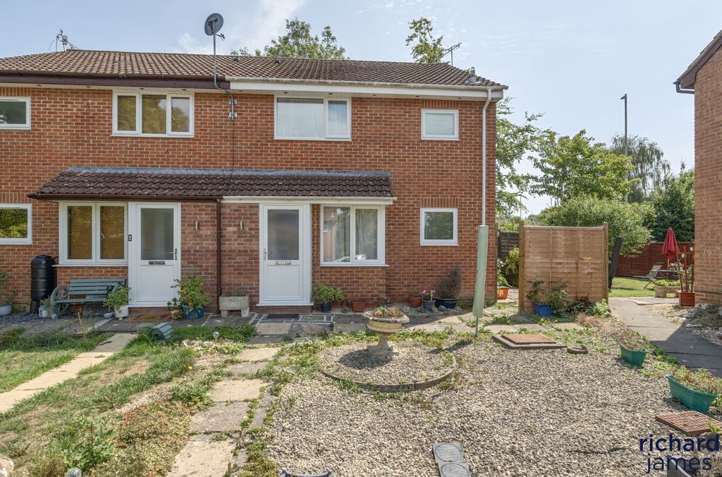Property photo 1 of 9 9837Abcc90984777A4Ea58E213B79630