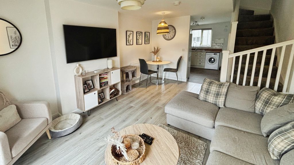 Property photo 3 of 12 Lounge Diner